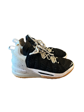 Nike LeBron 18 Black White Gum CQ9283-007 Basketball Shoes - Men’s Size 8